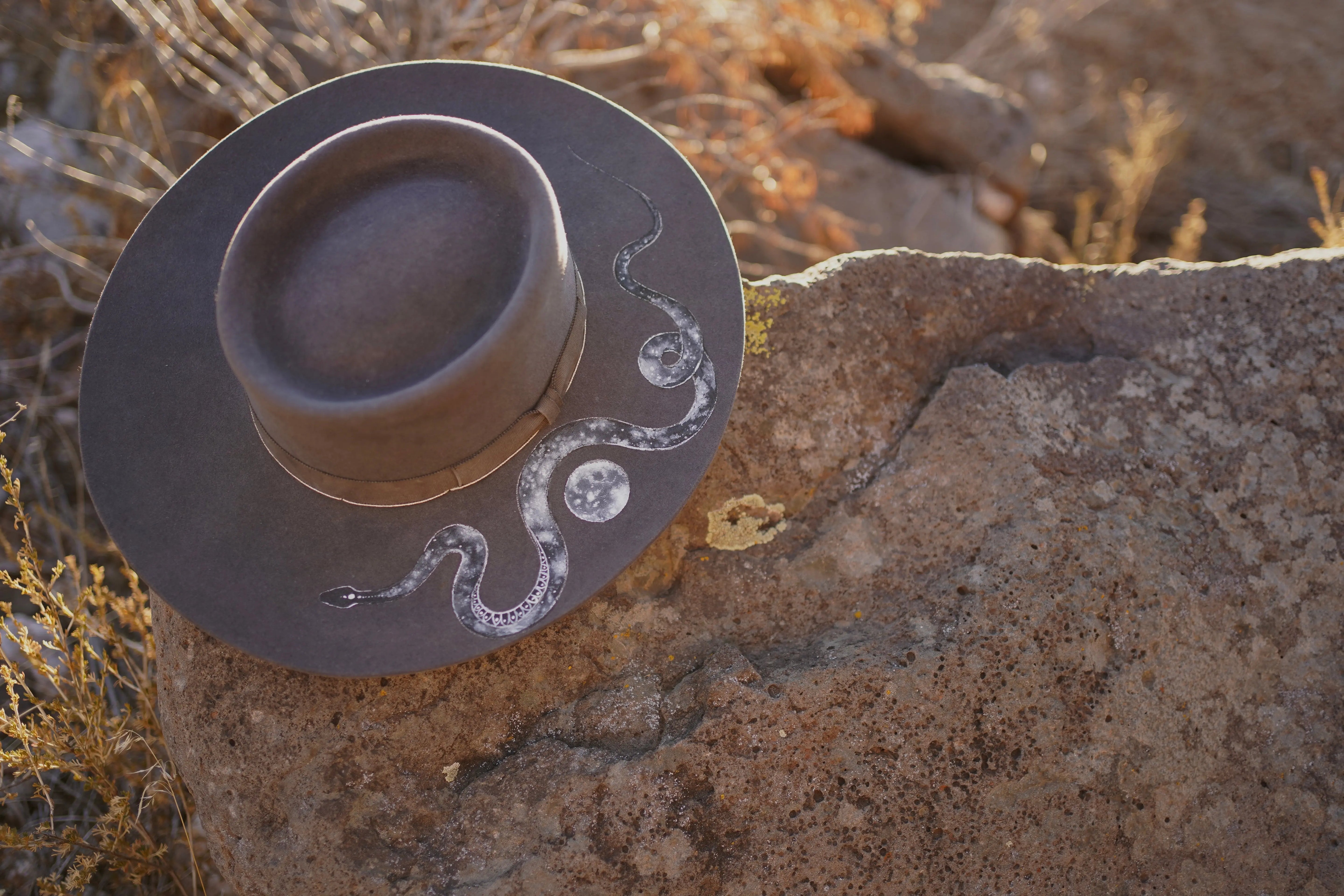 Serpiente Cósmico Hampui Hats