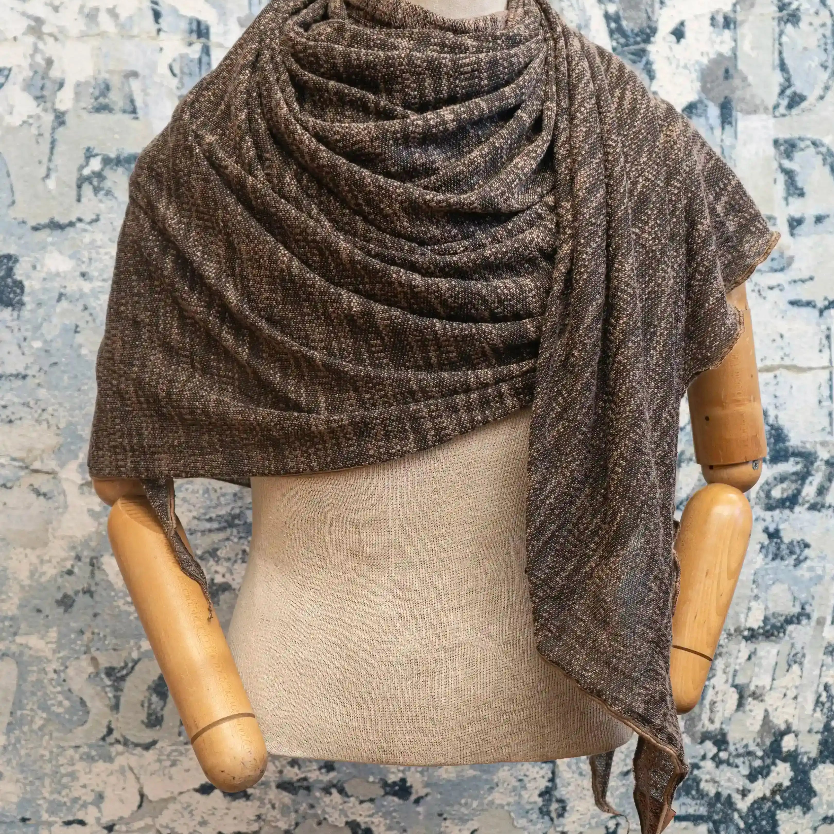 Season of Onyx Scarf Late Sunday Afternoon Magazine & Factory