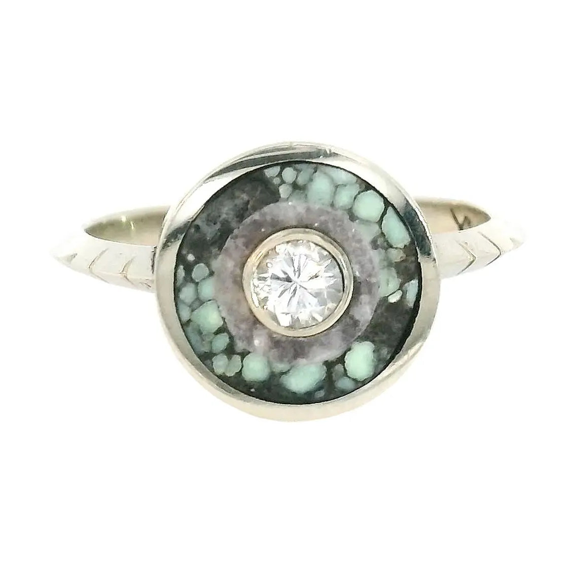 Perseus Bullseye Cerclen Ring Young in the Mountains