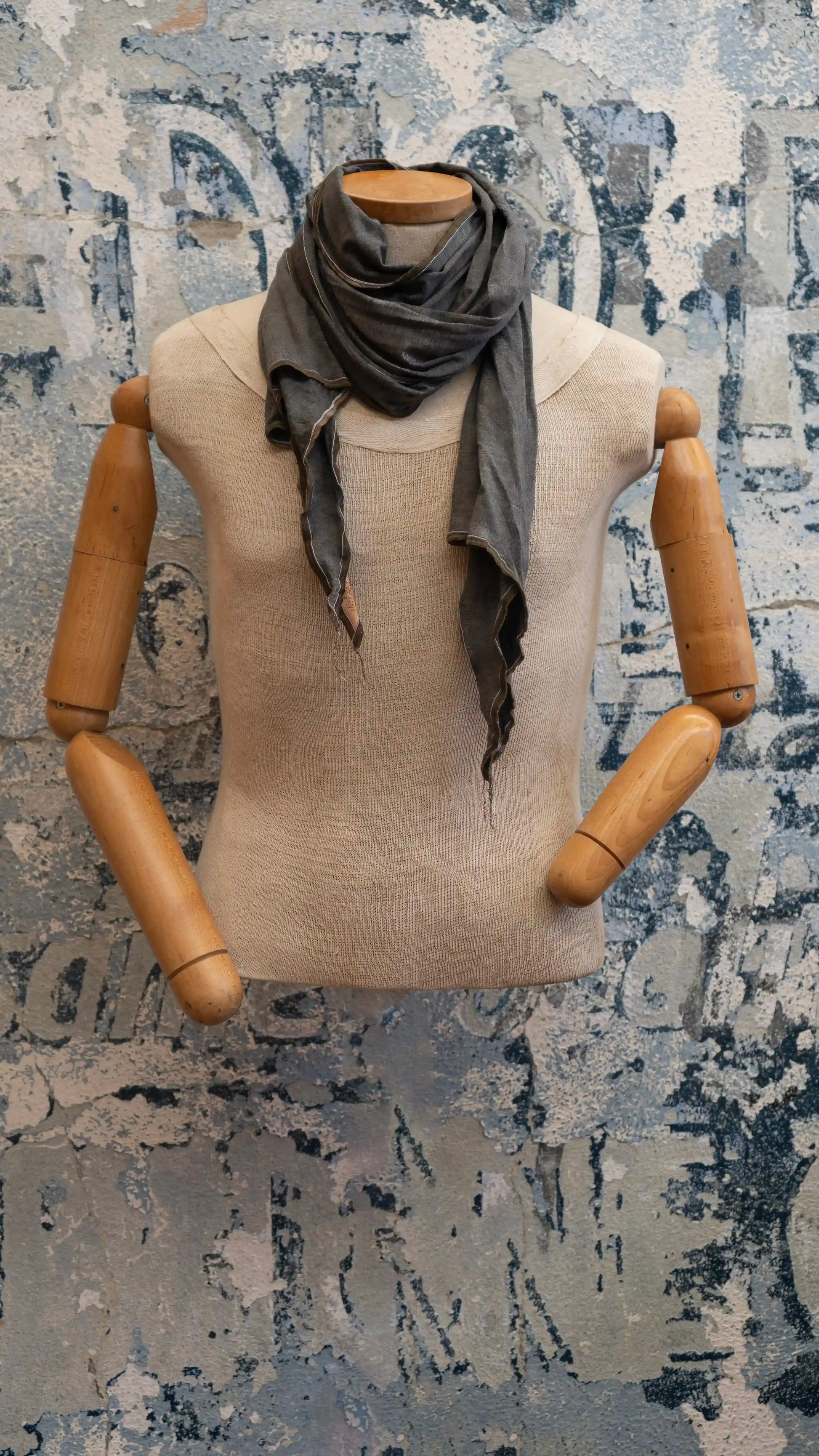 70's T Scarf Late Sunday Afternoon Magazine & Factory