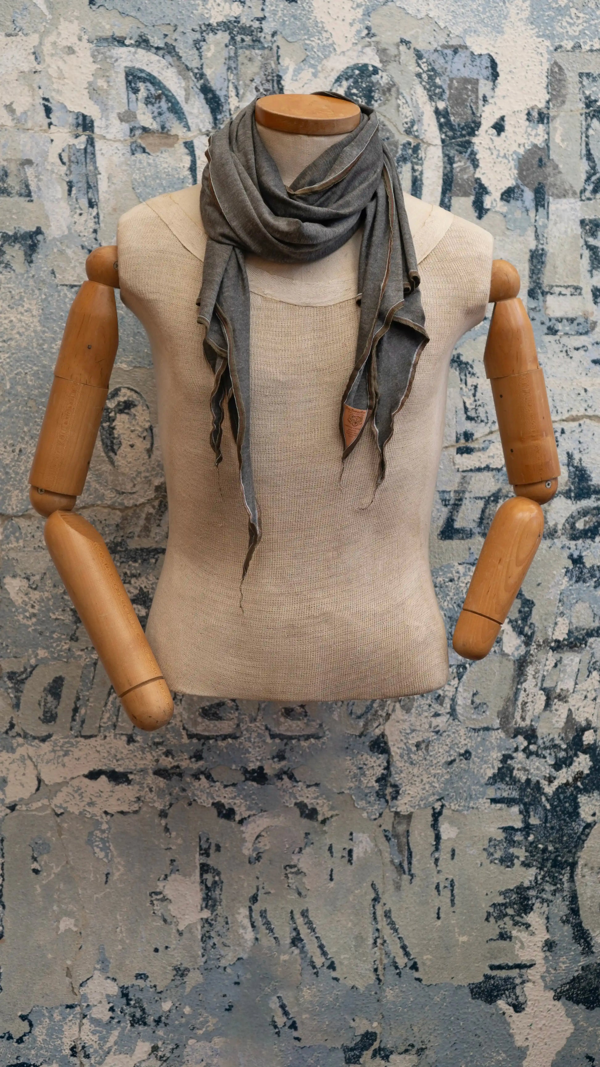 70's T Scarf Late Sunday Afternoon Magazine & Factory