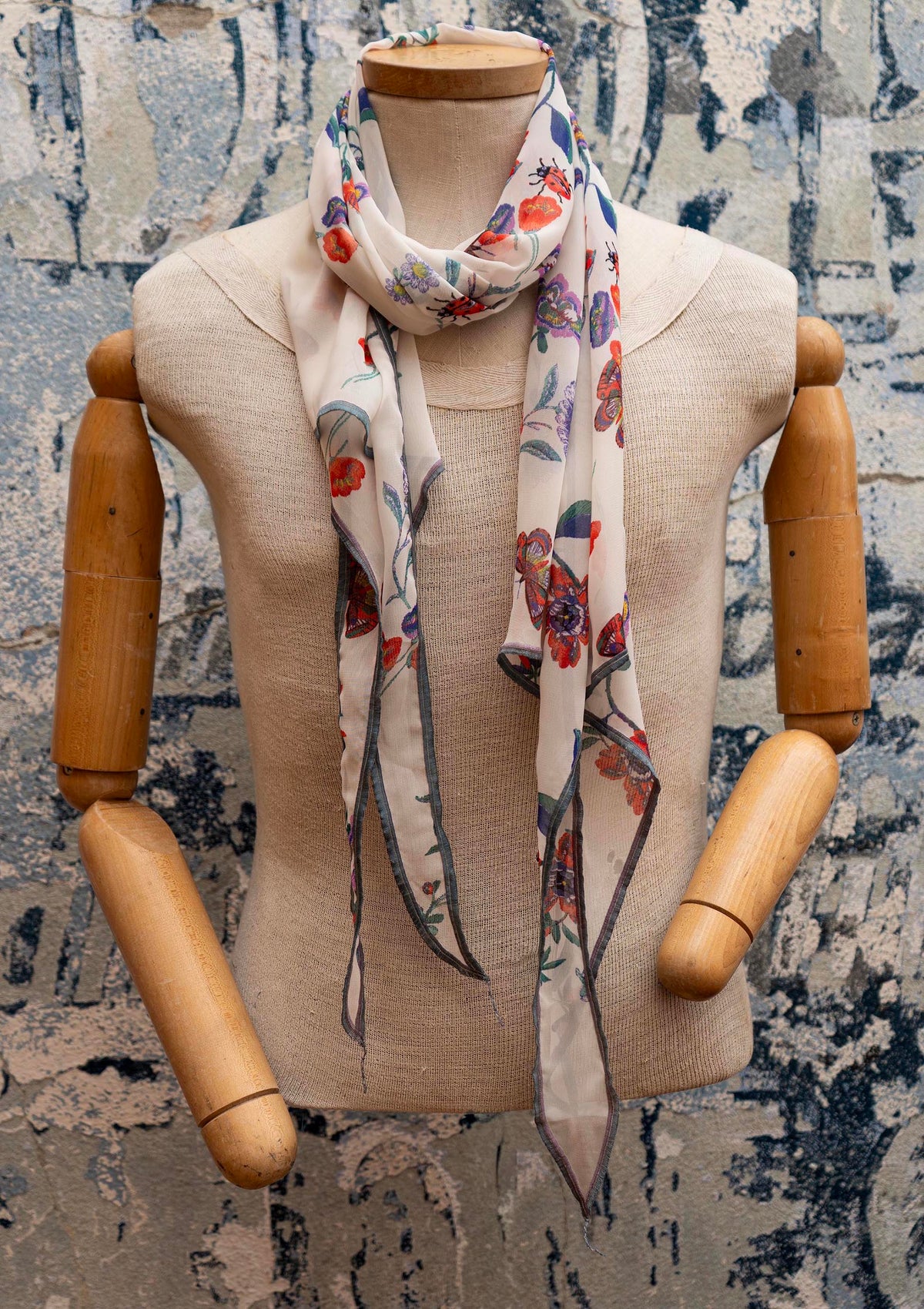 Chagalls Mariposas Scarf 105019-02