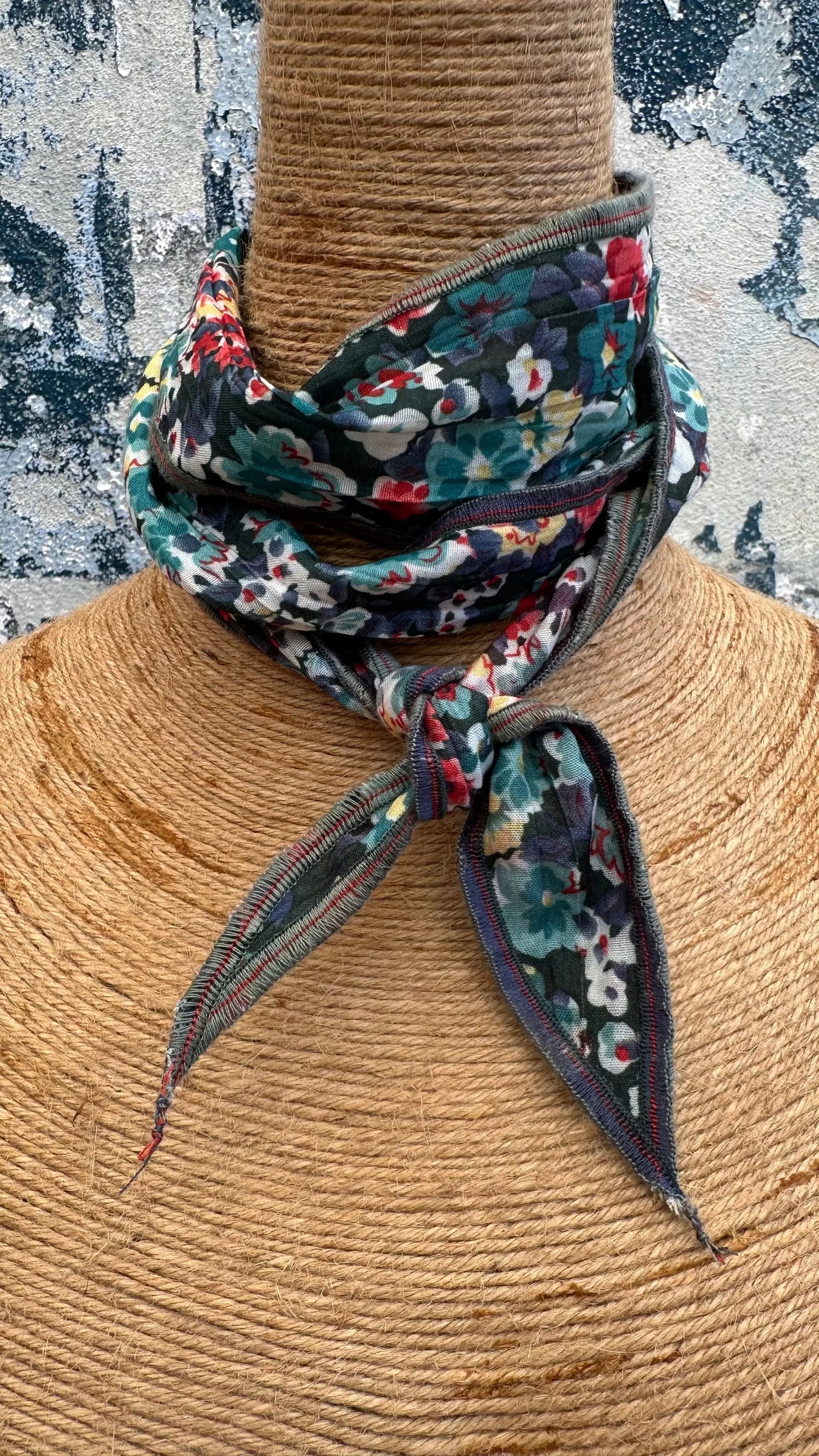 Lush Blossom Neck Scarf