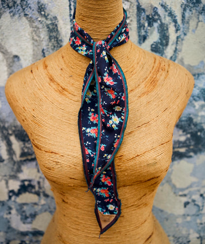 Scottsdale Bouquet Neck Scarf