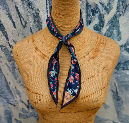 Scottsdale Bouquet Neck Scarf