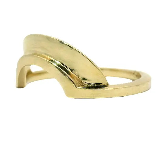 The Aura Ring - Solid Young in the Mountains
