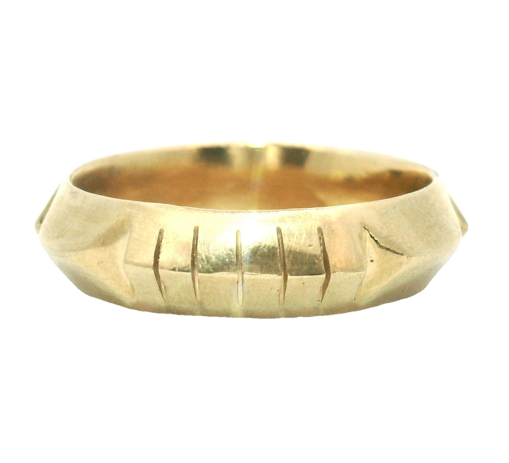 The Helena Ring -Large Young in the Mountains