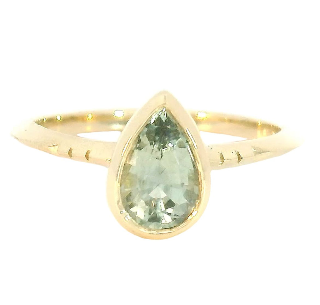 Pirn Montana Sapphire Solitaire Young in the Mountains